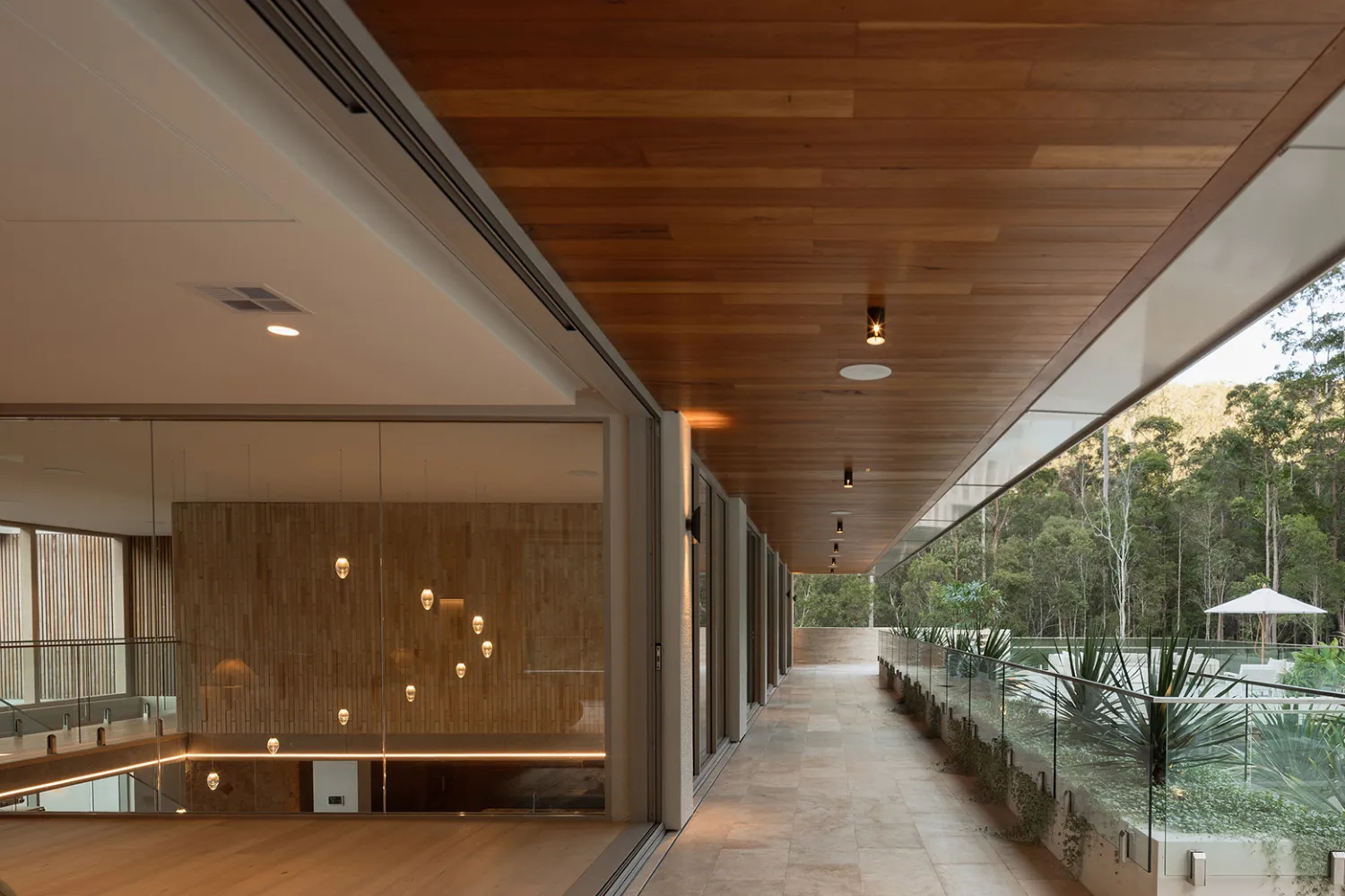 El Fin gallery hall